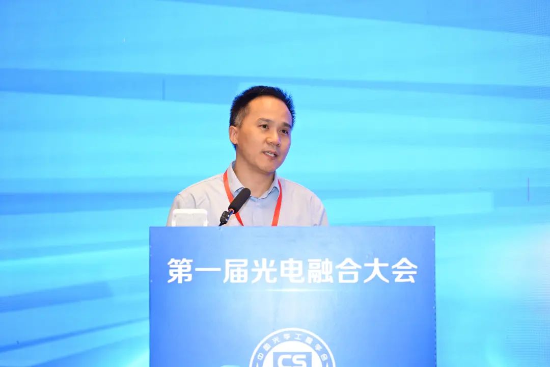 19届上海家具展览会圆满落幕_表示精彩落幕的诗句_