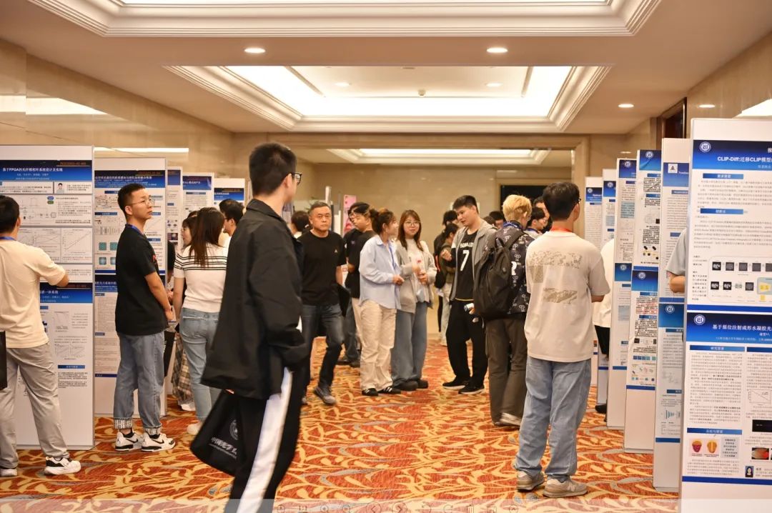 _表示精彩落幕的诗句_19届上海家具展览会圆满落幕